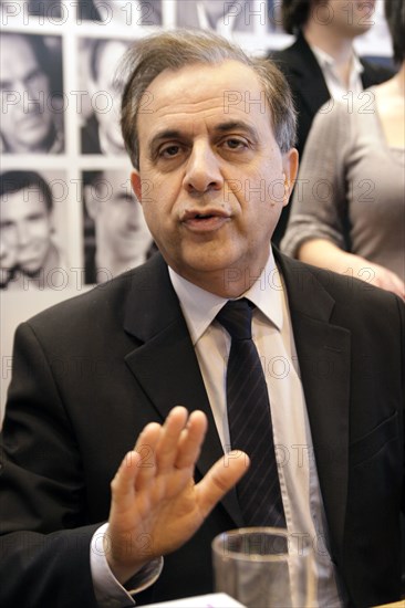 Roger Karoutchi, 2009