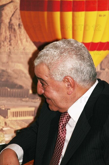 Docteur Zahi Hawass, 2009