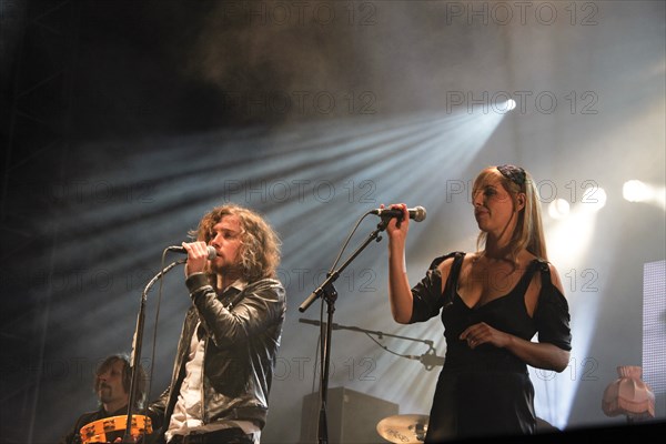 Barbara Carlotti and Julien Doré, 2009