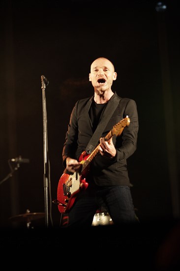 Gaetan Roussel au festival Muzik'Elles de Meaux 2010