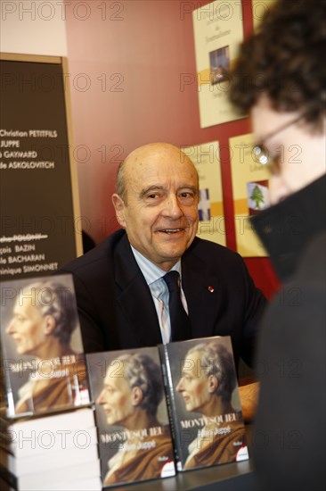 Alain Juppé, 2015