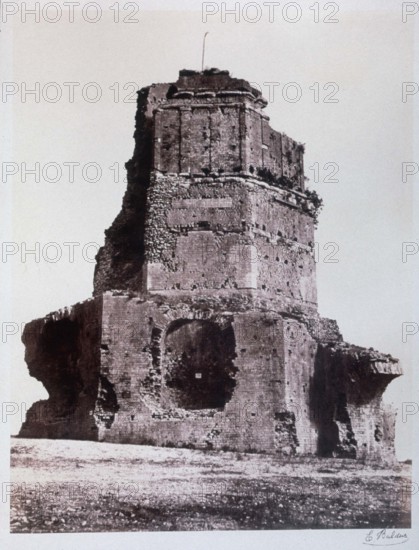 Baldus, Nîmes, La tour Magne