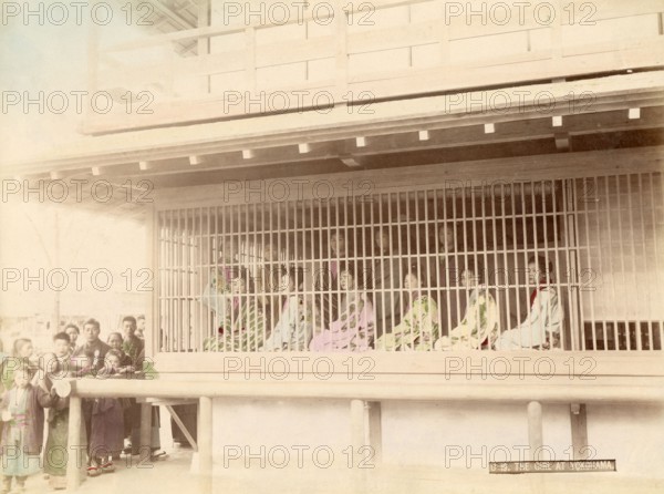 Jeunes femmes dans une Maison de thé à Yokohama (Japon)