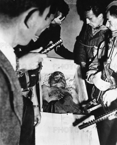 Remains of Benito Mussolini (1945)