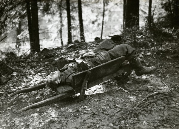US soldier from Patton's army, wounded on the front