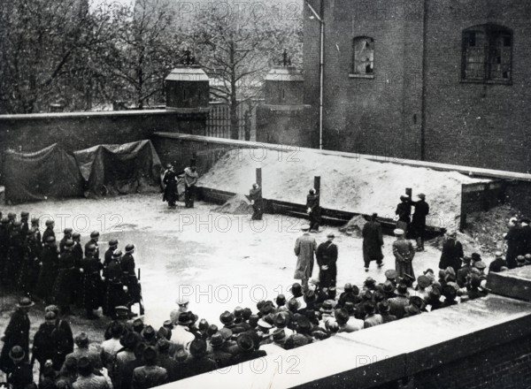 Execution of 27 Rexist killers at Charleroi, Belgium (1947)