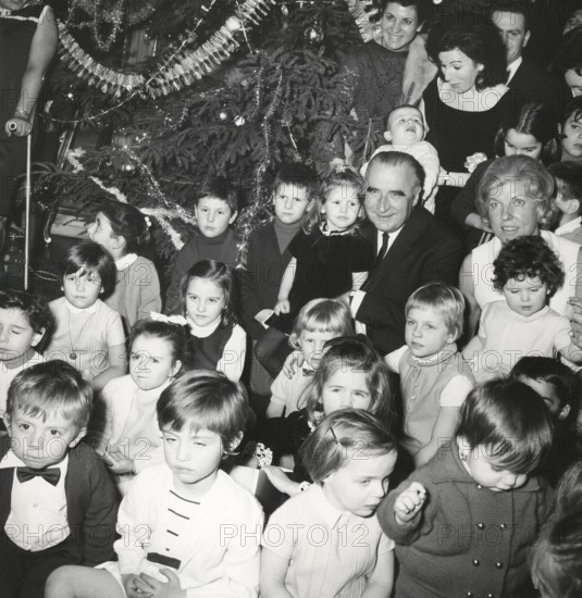 Noël des enfants à l'Hôtel Matignon, 1967