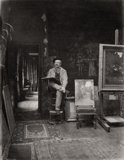 Georges de Dramard dans son atelier