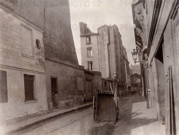 Atget, Charrette rue de l'Epée de bois à Paris