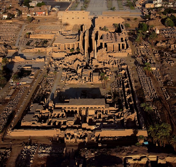 Temple d'Amon à Karnak vu de l'est