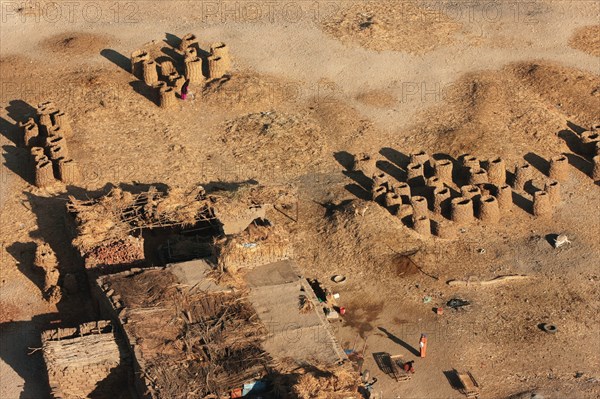 Scène de la vie quotidienne aux environs de Louxor