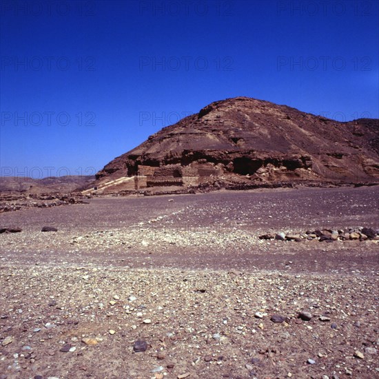 El Kab, necropolis of the ancient city of the vulture goddess Nekbet