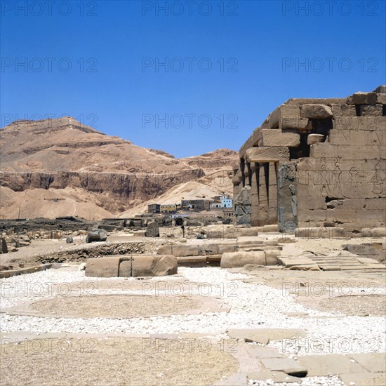 Ramesseum, Temple of Ramses II, view of the south side of the hypostyle hall