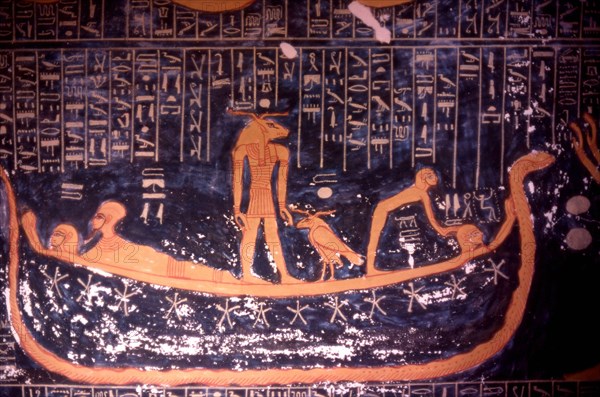Tombe de Ramsès VI : Bateau formé par un serpent incurvé et une figure humaine allongée