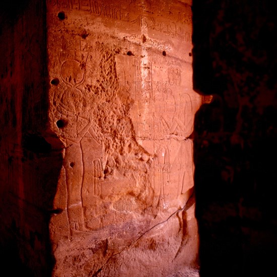 Gebel El-Silsileh, Speos of Horemheb. Pillar of the façade