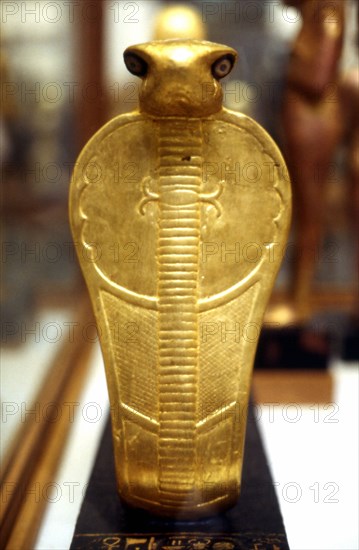 Tombe de Toutankhamon : Cobra dressé