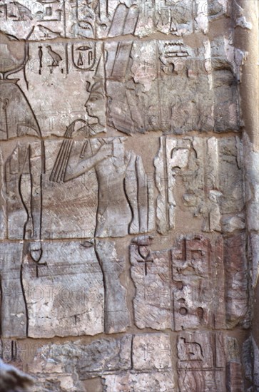 Karnak, Divine female worshipper