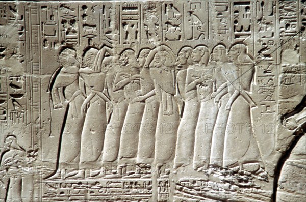 Karnak, Prisonniers