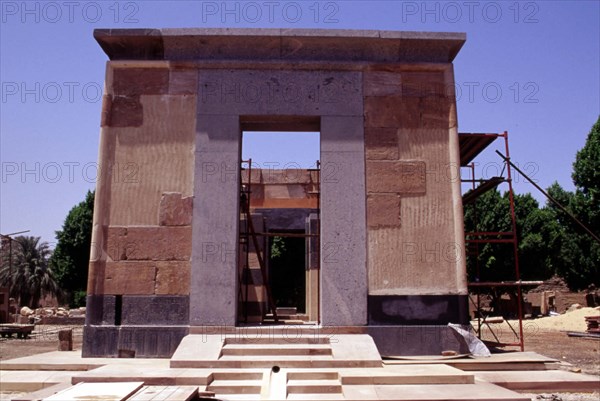 Chapelle rouge de Karnak restaurée