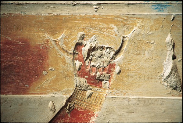 Abydos, Pharaoh's hand opening the gate of 'naos'