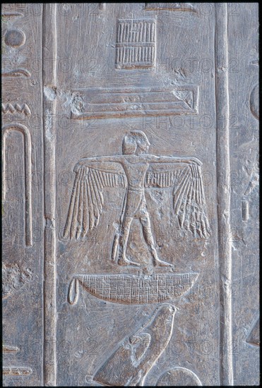 Abydos, Hiéroglyphe représentant l'homme ailé