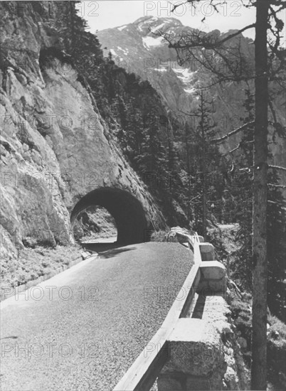 Le Nid d'Aigle (Berghof), résidence d'Adolf Hitler à Berchtesgaden : route d'accès.