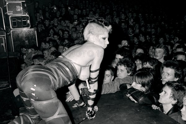 Concert des Plasmatics, 1981