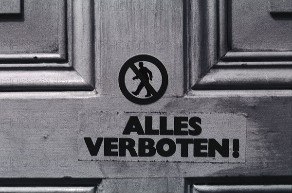 Autocollant "Alles verboten!", Berlin-Est, 1982