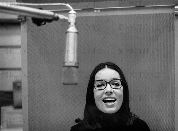 Nana Mouskouri