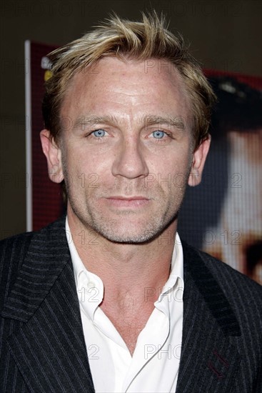 Daniel Craig