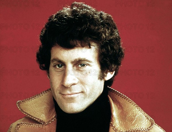 Paul Michael Glaser, 1975