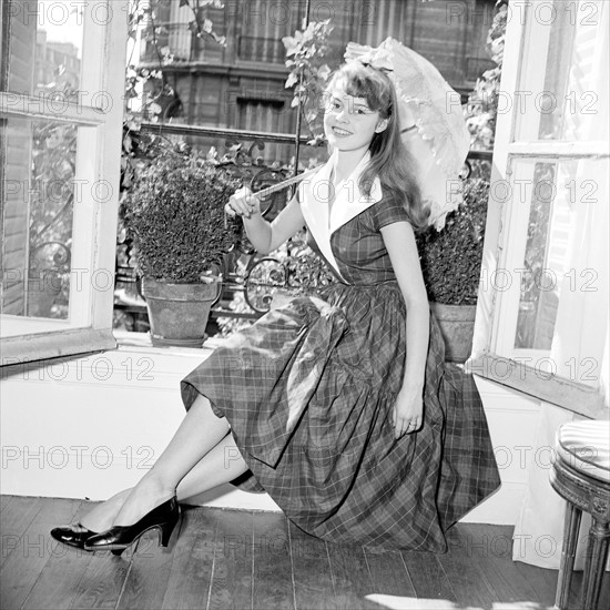 Brigitte Bardot (vers 1953-1954)