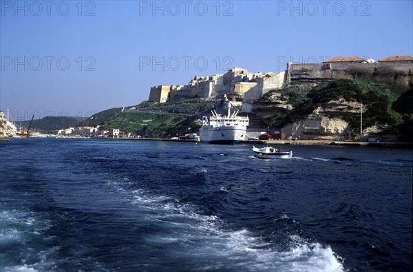 Chenal du port de Bonifacio