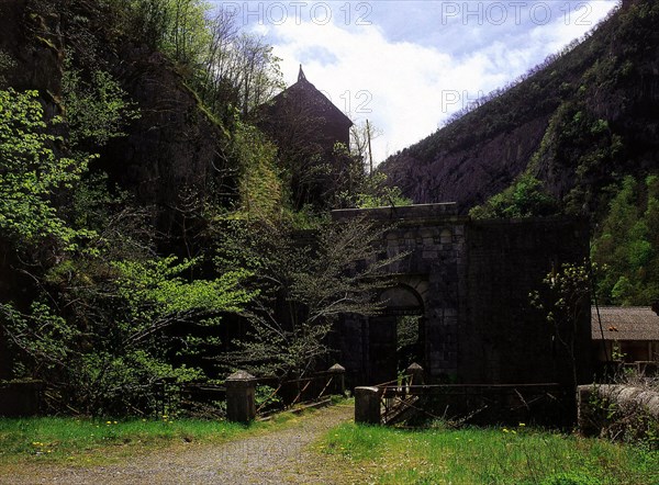 Entrée du Fort du Portalet