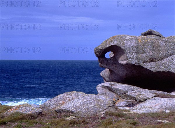 Yock Island, north coast. High tide