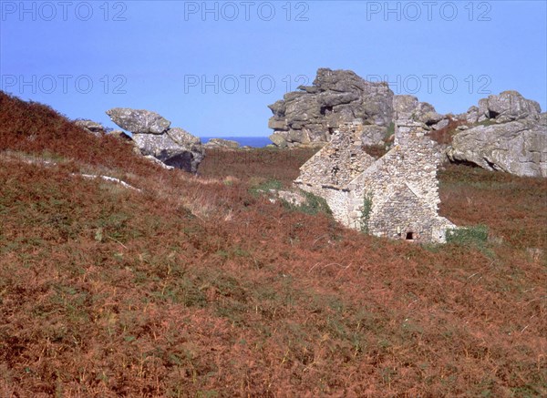 Yock Island, wrack-gatherer's house