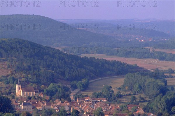 Vue de Saint-Père en direction du nord-est, Saint-Père et Vézelay