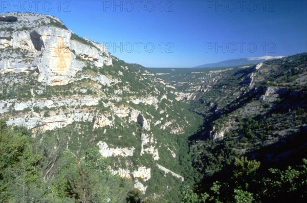 View from the Castelleras belvedere towards the Rocher du Cire and Mount Ventoux