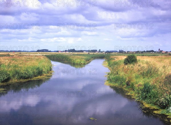 Champneuf, la Maye et canal