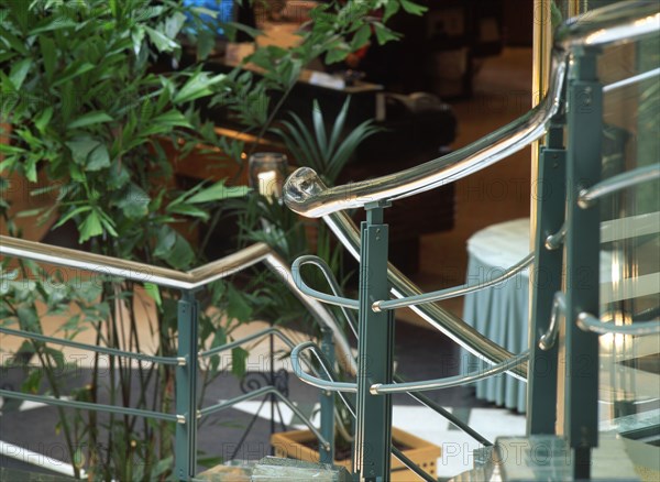 DETAIL DE L'ESCALIER INTERIEUR, HOTEL RADISSON, BRUXELLES, BELGIQUE