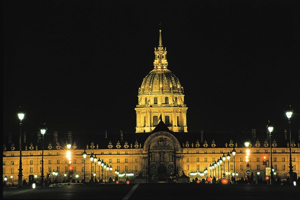 Invalides illuminés