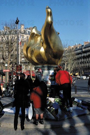 Flamme de la Liberté, pont de l'Alma