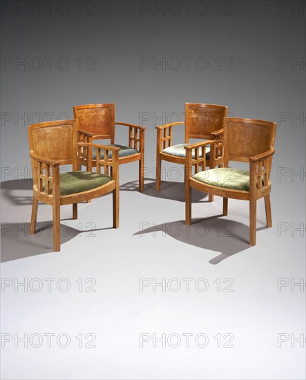 Jourdain, Armchairs