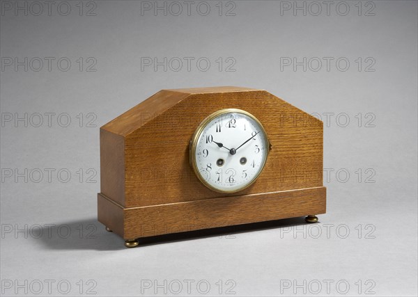 Rulhmann, Small desk clock