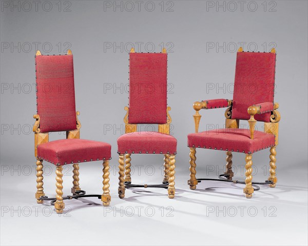 Davin, Chairs