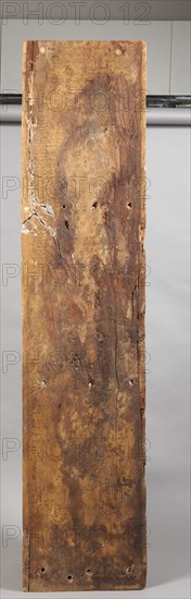 Egyptian sarcophagus panel inscribed with coffin texts (vue arrière)