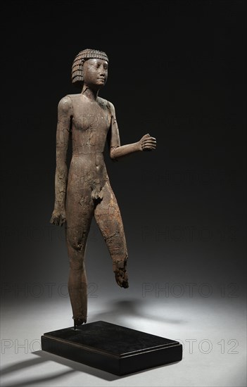 Egyptian statue of a dignitary