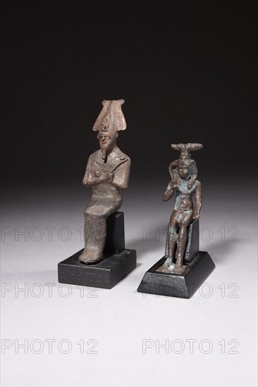 Egyptian votive statuette of the god Osiris