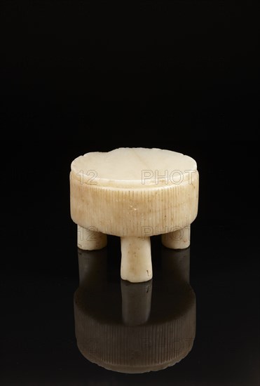 South Arabian alabaster incense burner