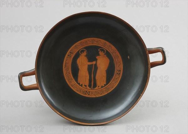 Kylix à figures rouges de l'entourage du Peintre de Penthésilée